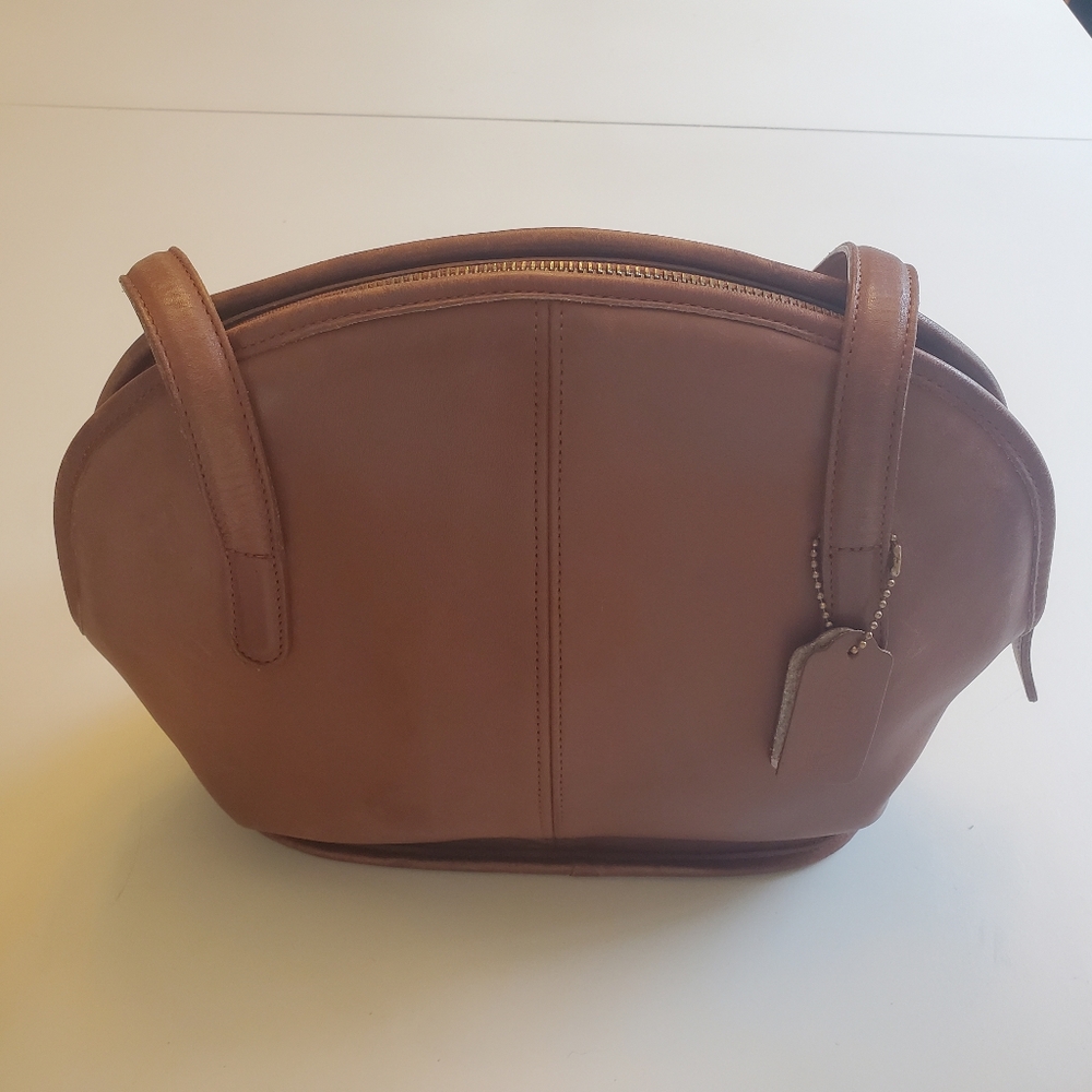 VINTAGE COACH ASHEVILLE ZIP BOWLER BAG IN TAN #9089. Very good vintage condition
